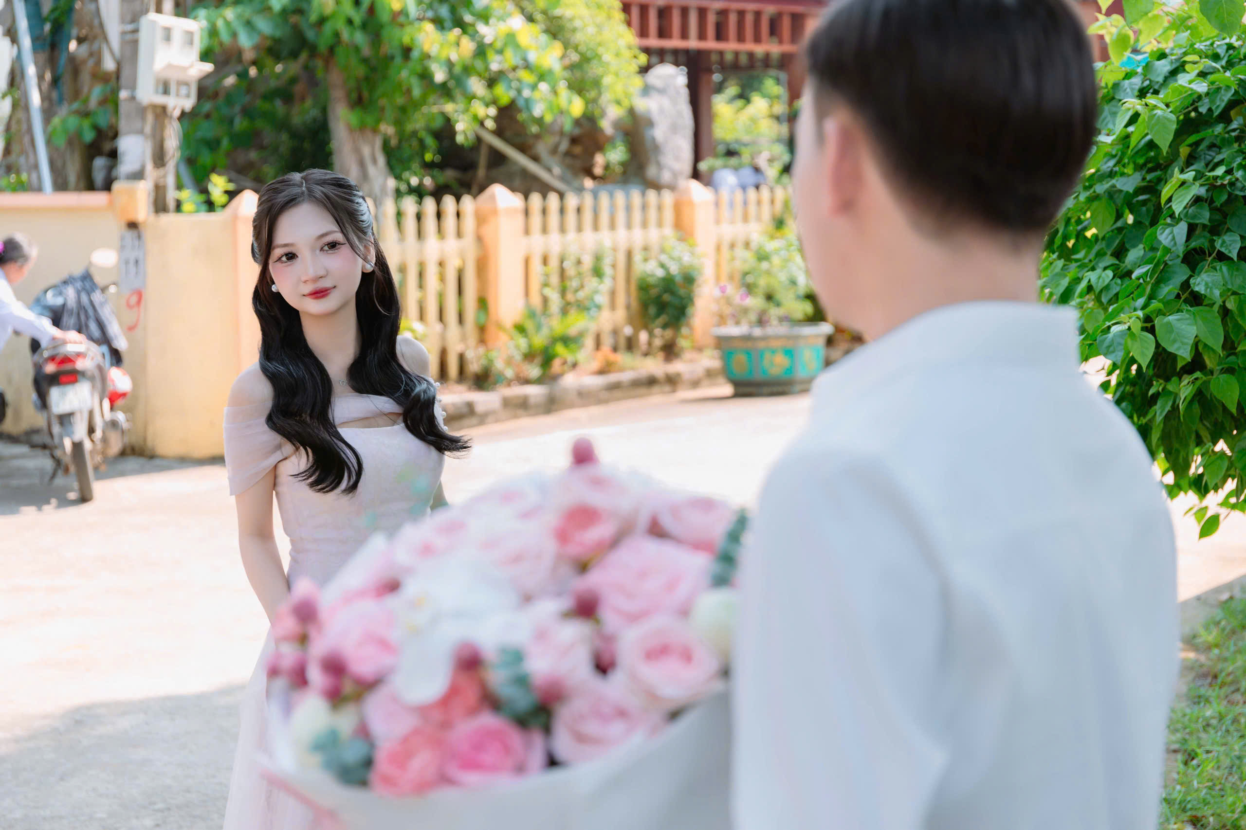 Phương Anh và Tiến Đạt trong ngày dạm ngõ
