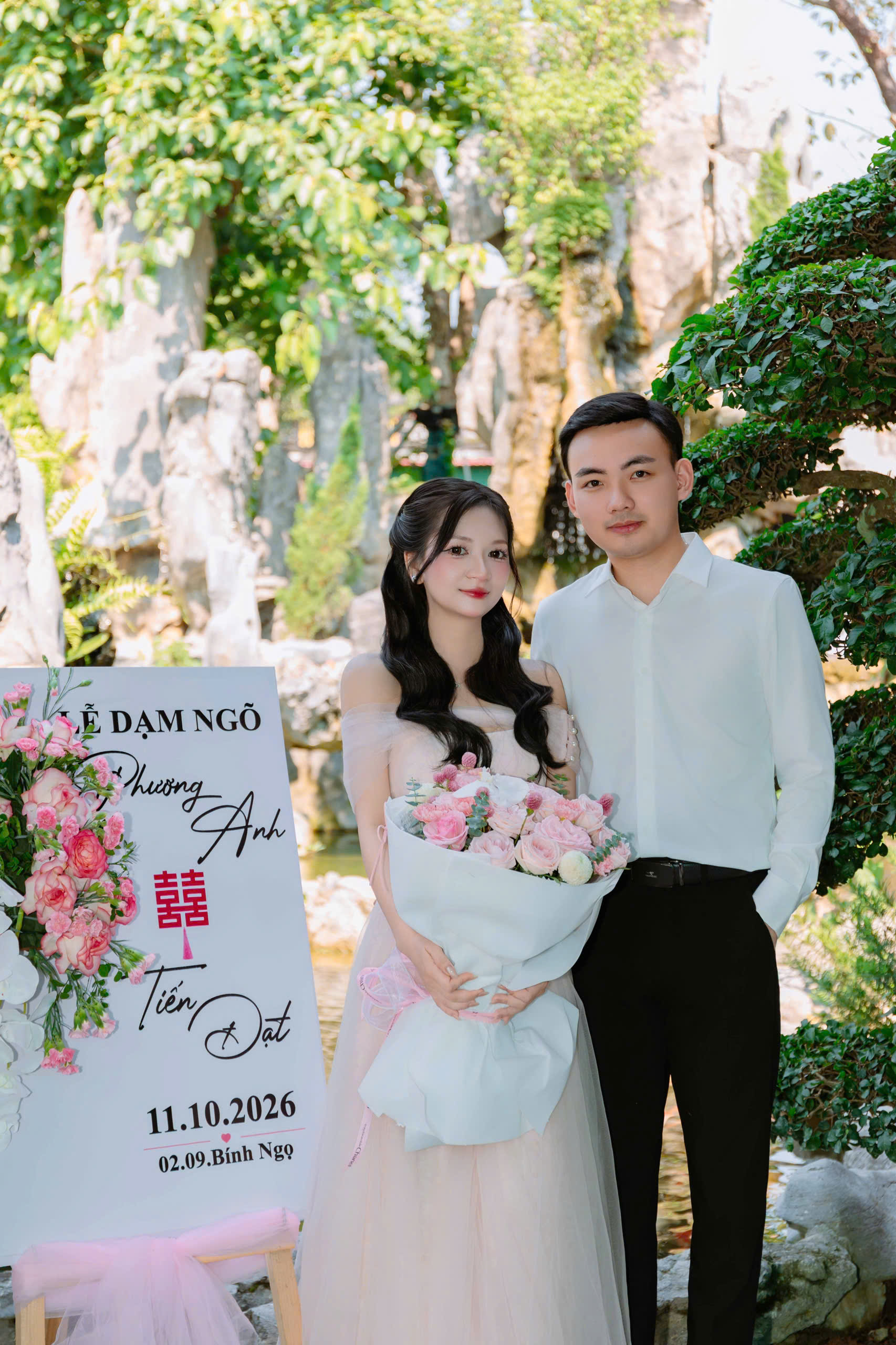 Tiến Đạt và Phương Anh bên nhau trong ngày dạm ngõ